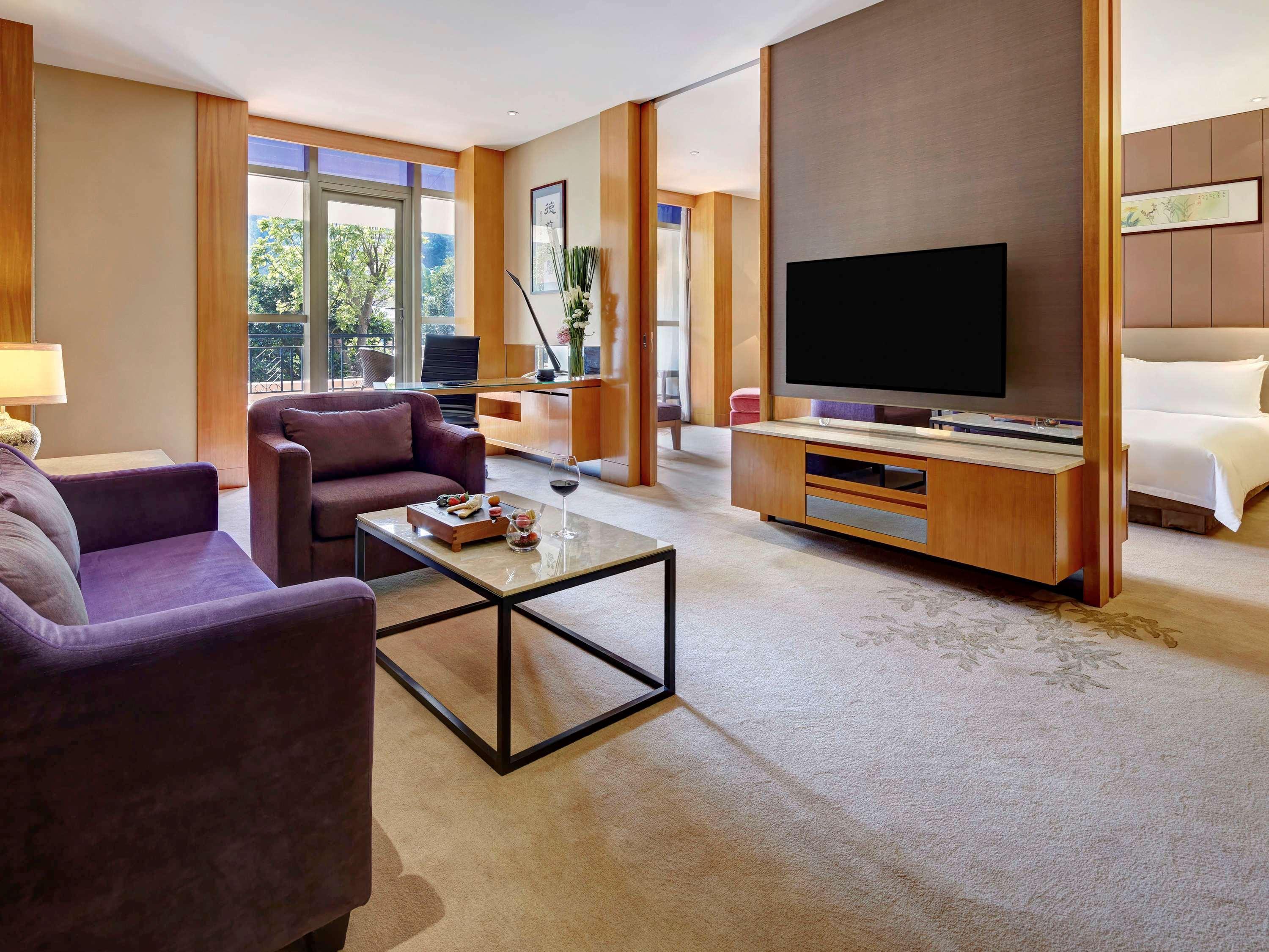 Pullman Hotel And Pullman Living Dongguan Forum Экстерьер фото