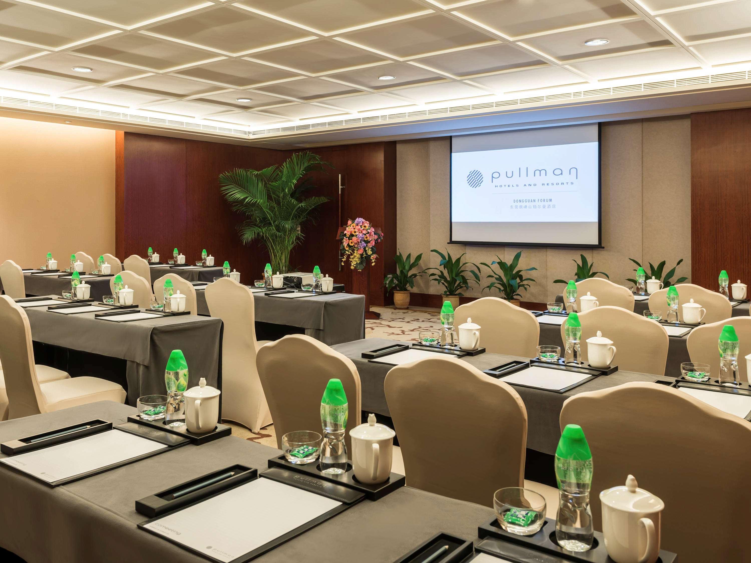 Pullman Hotel And Pullman Living Dongguan Forum Экстерьер фото